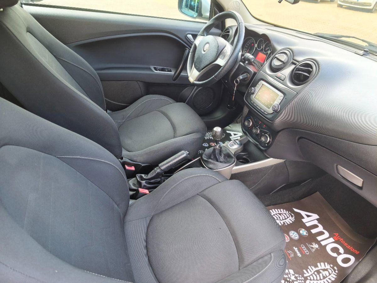 Alfa Romeo MiTo 1.3 JTDm 85 CV S&S Distinctive (11)