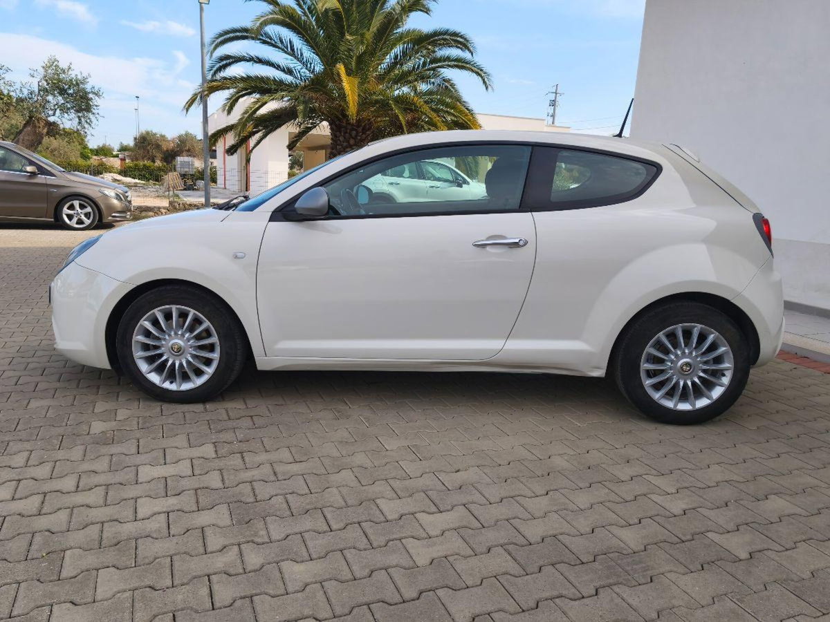 Alfa Romeo MiTo 1.3 JTDm 85 CV S&S Distinctive (8)