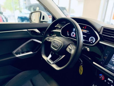 Audi Q3 Sportback 35 TDI quattro S tronic S line edition (11)