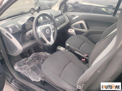 smart Fortwo 1000 52 kW MHD coupé pulse (7)