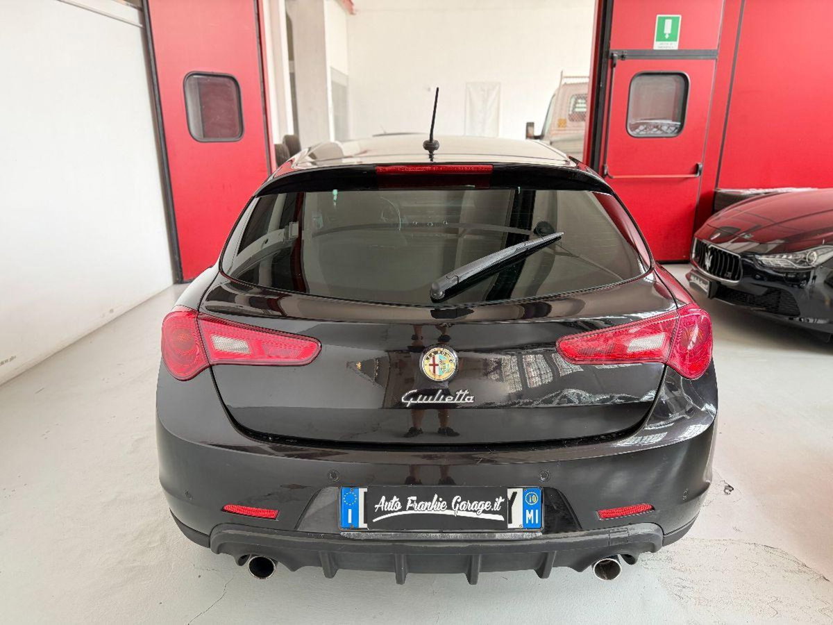 Alfa Romeo Giulietta 1.4 Turbo multiair Distinctive 170cv E6 (10)
