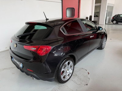 Alfa Romeo Giulietta 1.4 Turbo multiair Distinctive 170cv (12)