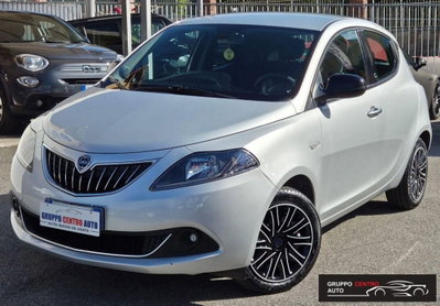 Lancia Ypsilon 1.2 69 CV 5 porte GPL Ecochic Silver usata