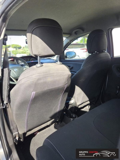 Lancia Ypsilon 1.2 69 CV 5 porte GPL Ecochic Silver (16)