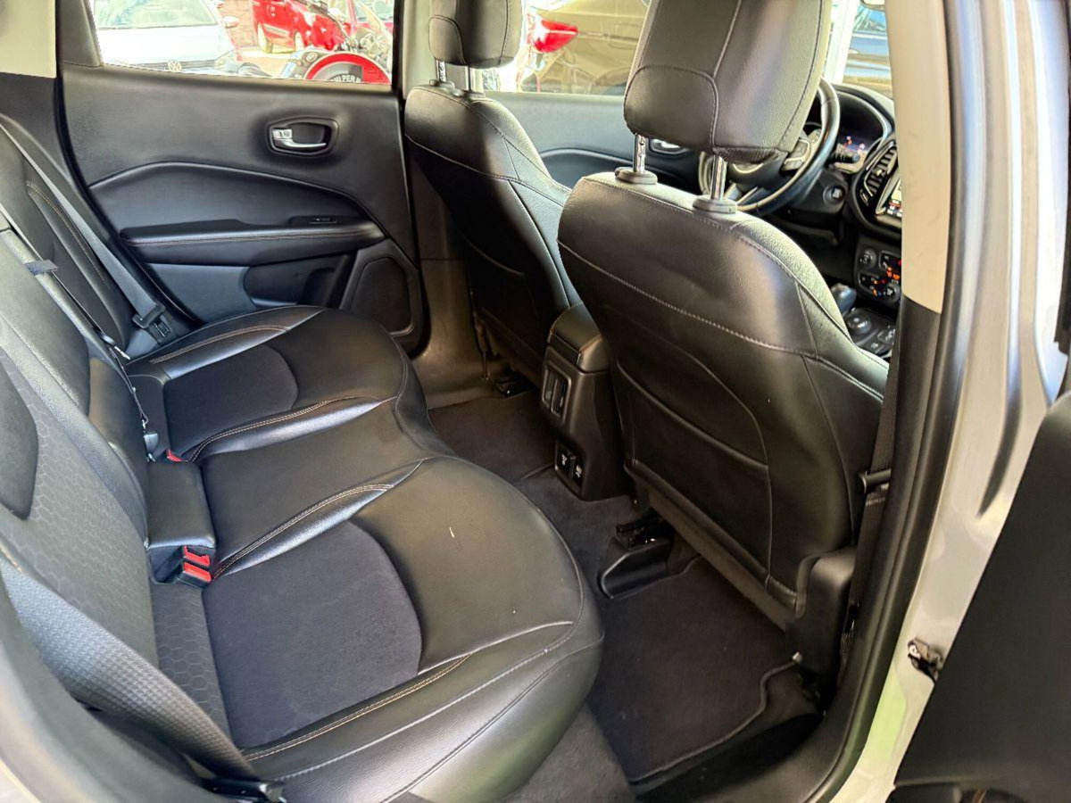 Jeep Compass 2.0 Multijet II 4WD Limited (13)