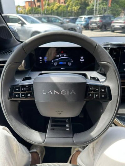 Lancia Ypsilon 1.2 Turbo 100 100cv (17)