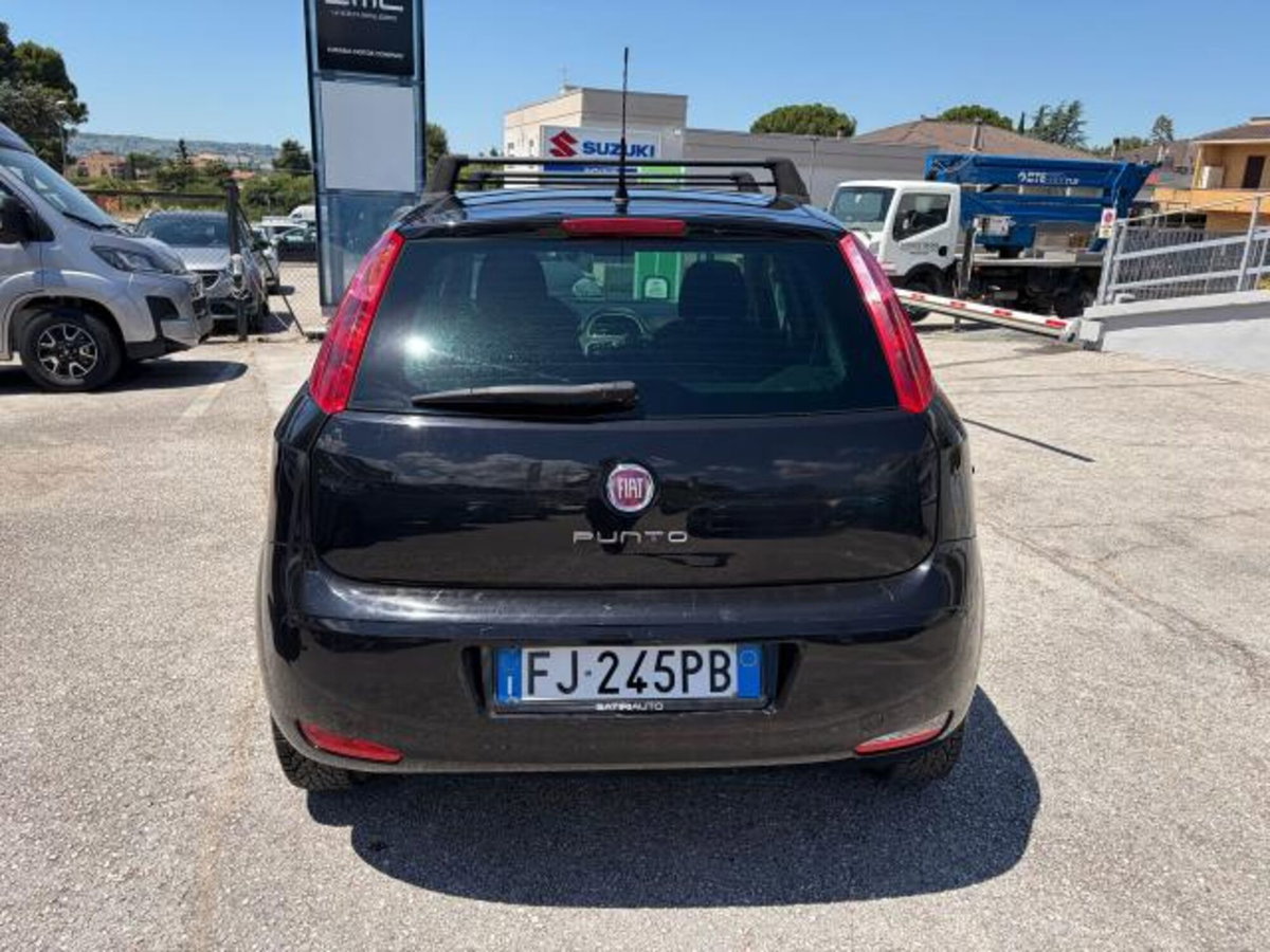 Fiat Punto 1.4 8V 5 porte Easypower Pop (8)