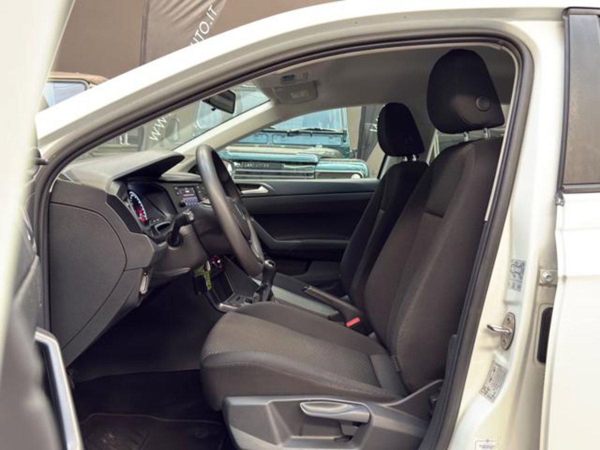Volkswagen Polo 1.0 EVO 5p. Trendline BlueMotion Technology (8)