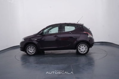 Lancia Ypsilon 1.2 69 CV 5 porte Elefantino (3)