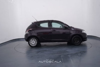 Lancia Ypsilon 1.2 69 CV 5 porte Elefantino (7)