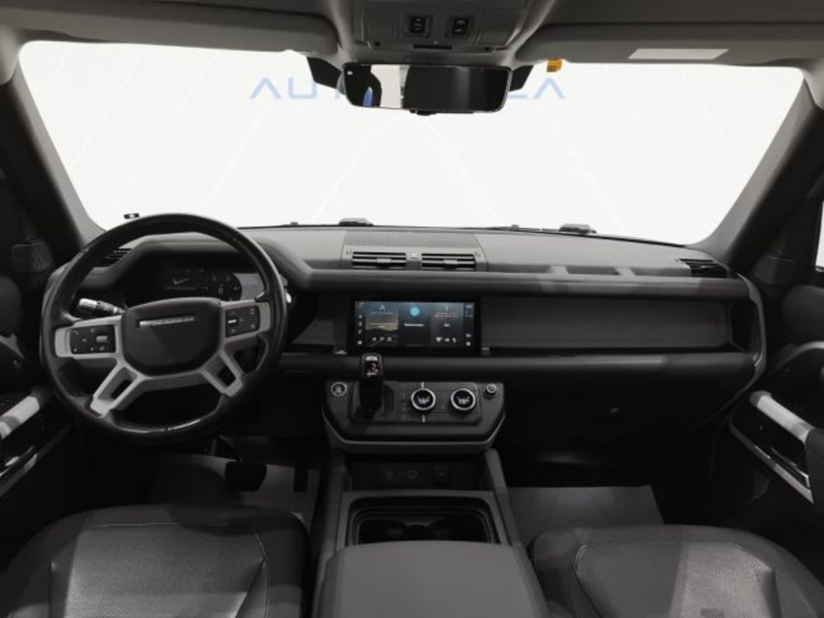 Land Rover Defender 110 2.0 SD4 240CV AWD Auto (17)