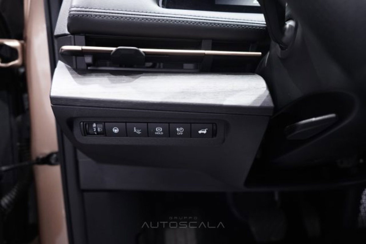 Nissan Ariya 63 kWh Advance (13)