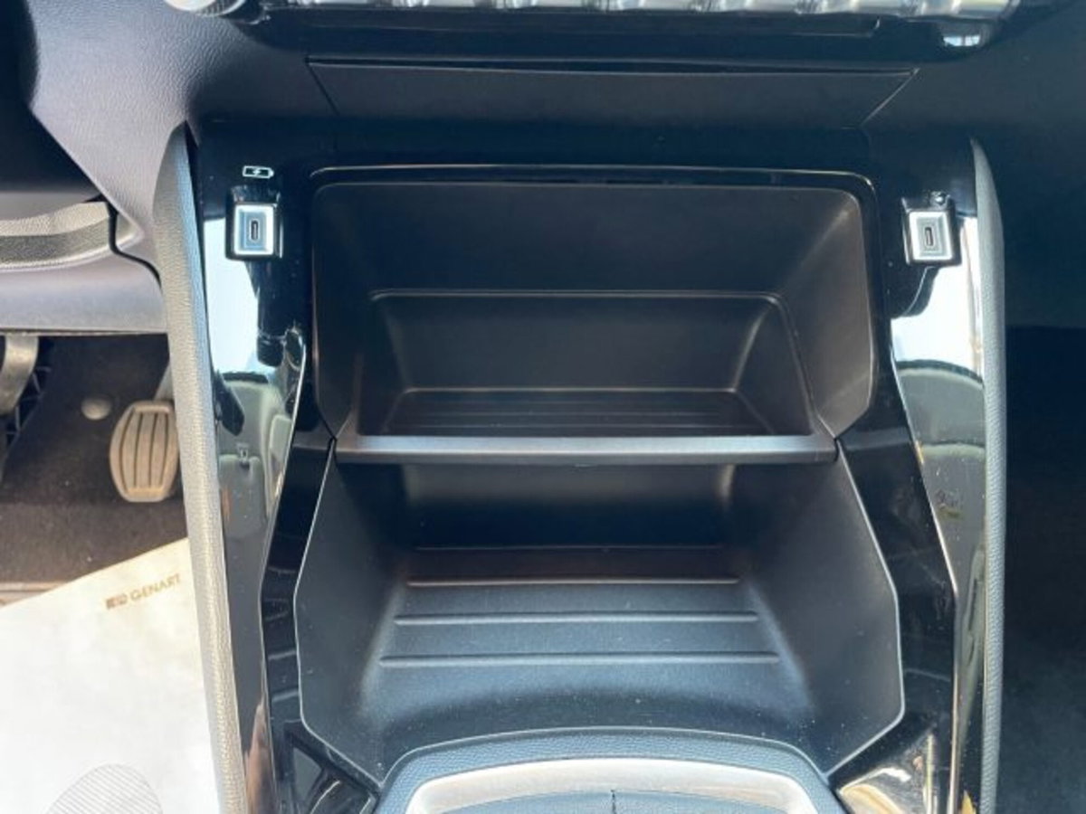 Peugeot 208 1.2 puretech Active s&s 100cv (16)