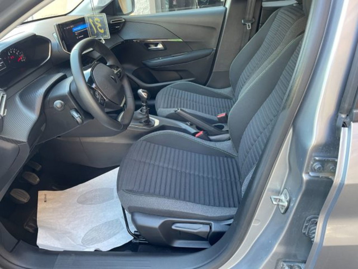 Peugeot 208 1.2 puretech Active s&s 100cv (7)