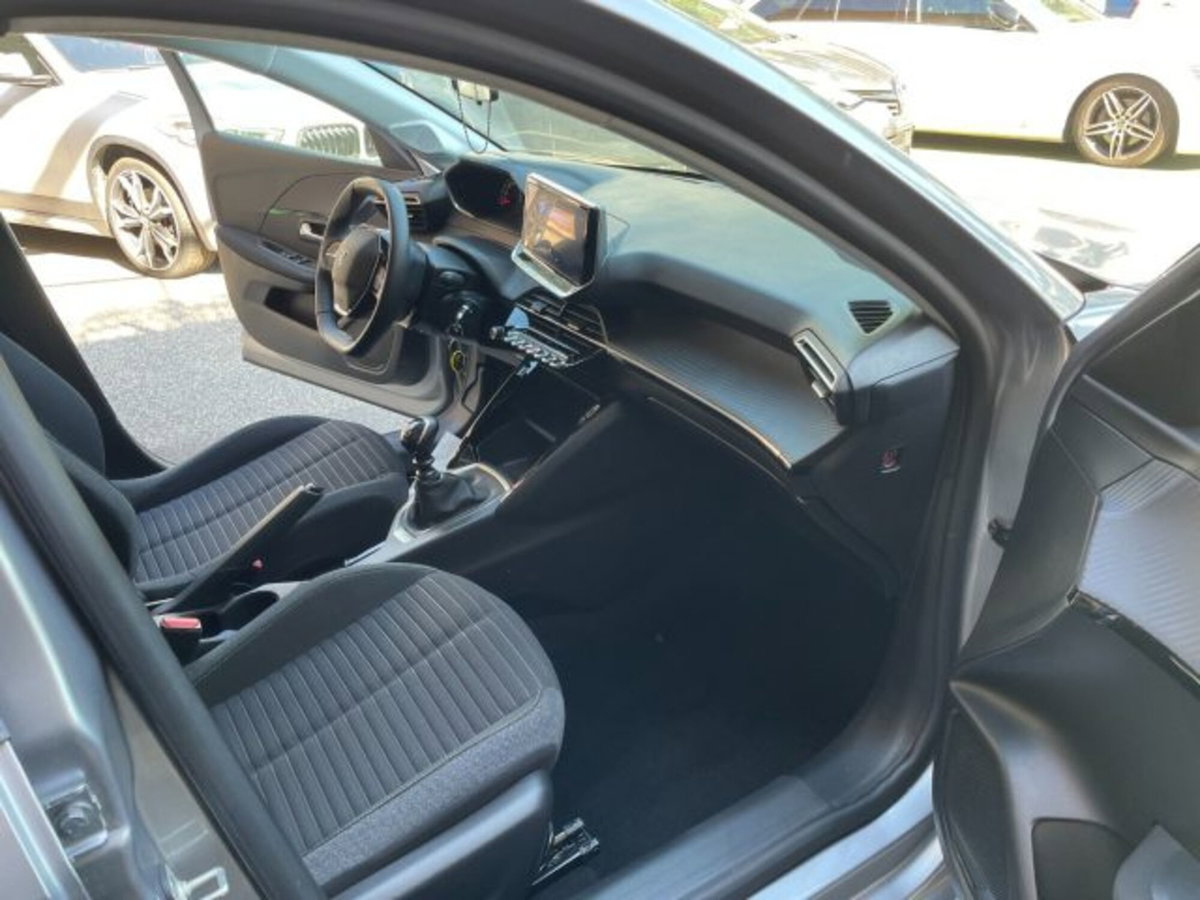 Peugeot 208 1.2 puretech Active s&s 100cv (9)