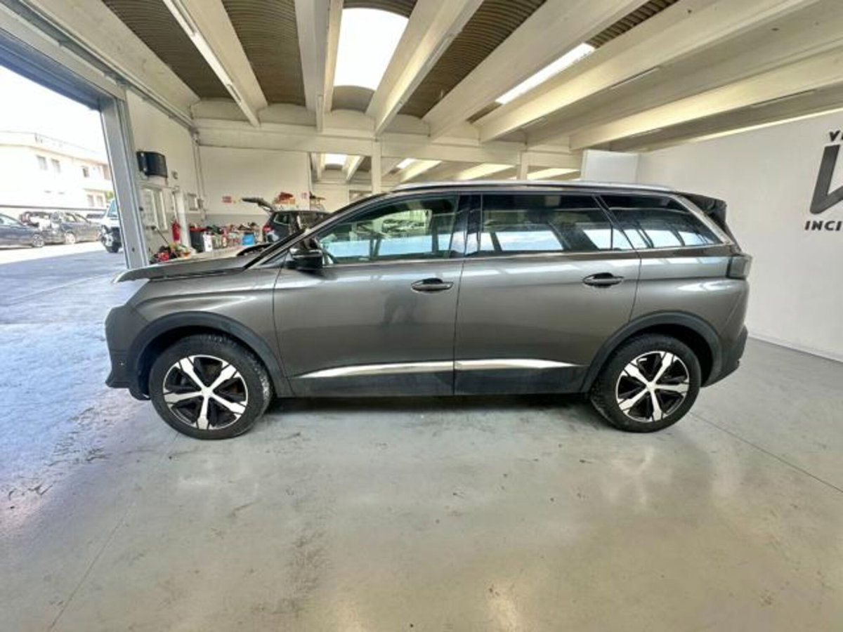 Peugeot 5008 BlueHDi 130 S&S EAT8 GT Pack (4)