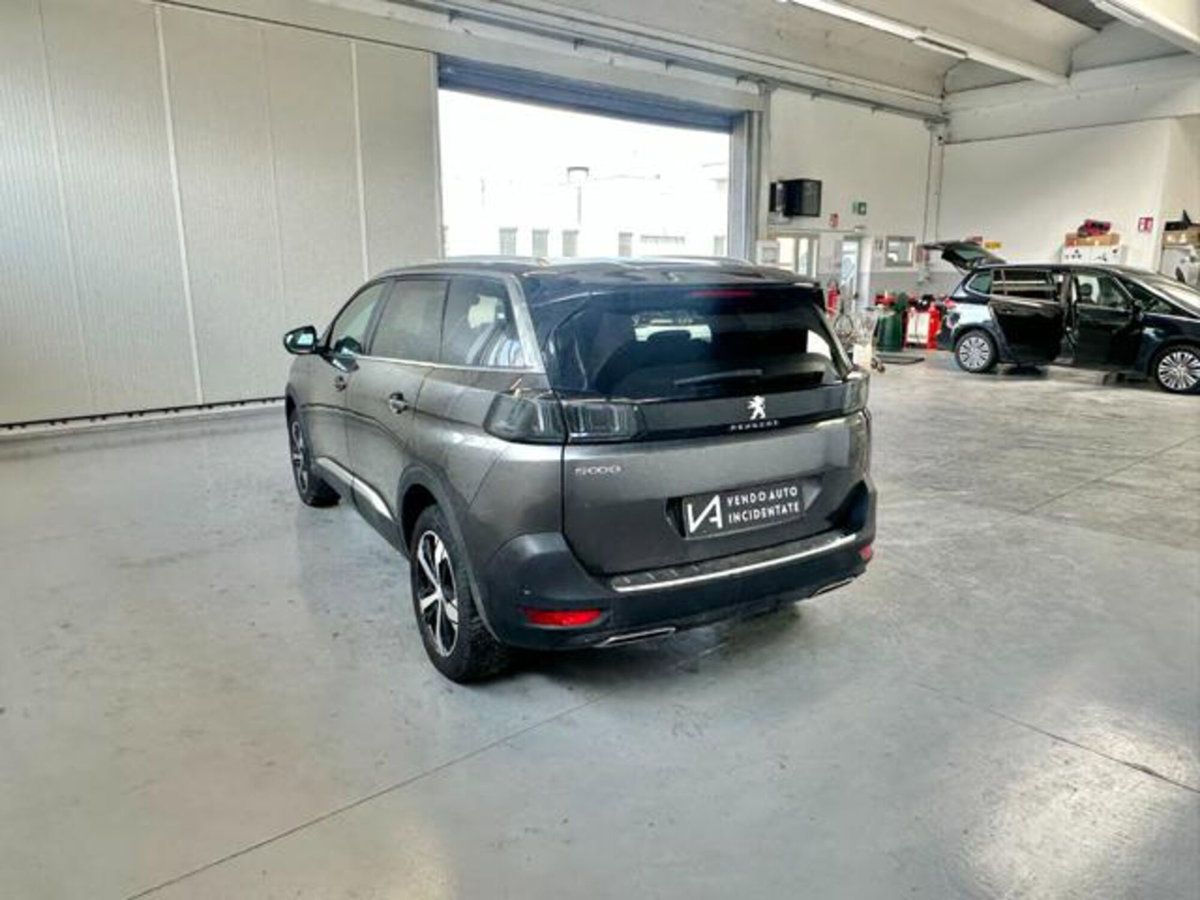 Peugeot 5008 BlueHDi 130 S&S EAT8 GT Pack (5)