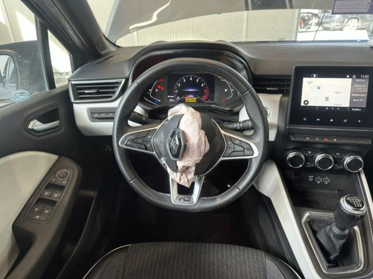 Renault Clio 1.0 tce Techno Gpl 100cv (14)