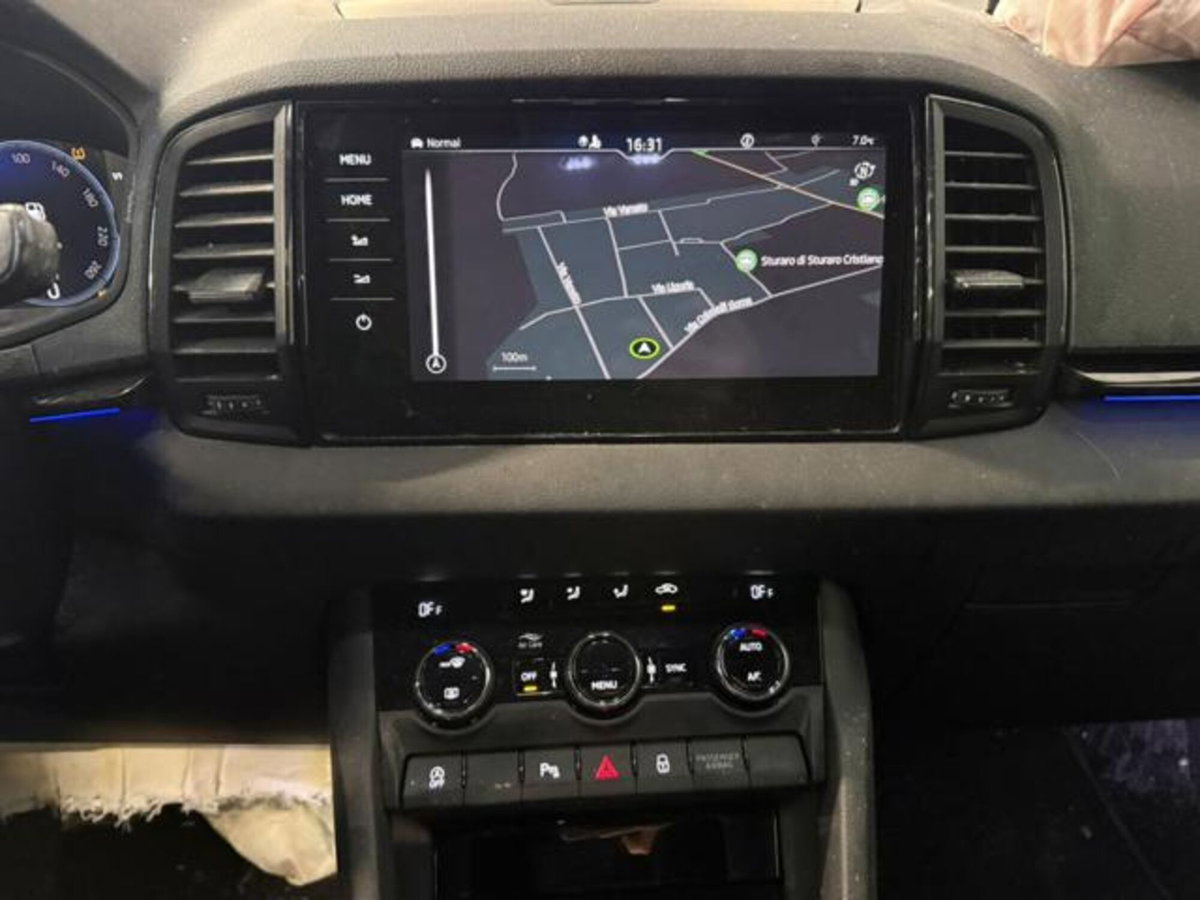 Skoda Karoq 2.0 TDI SCR 4x4 DSG SportLine (16)