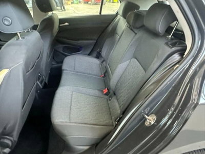 Volkswagen Golf 2.0 TDI SCR Life (12)