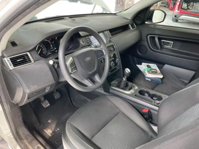 Land Rover Discovery Sport 2.0 eD4 150 CV 2WD Pure (12)
