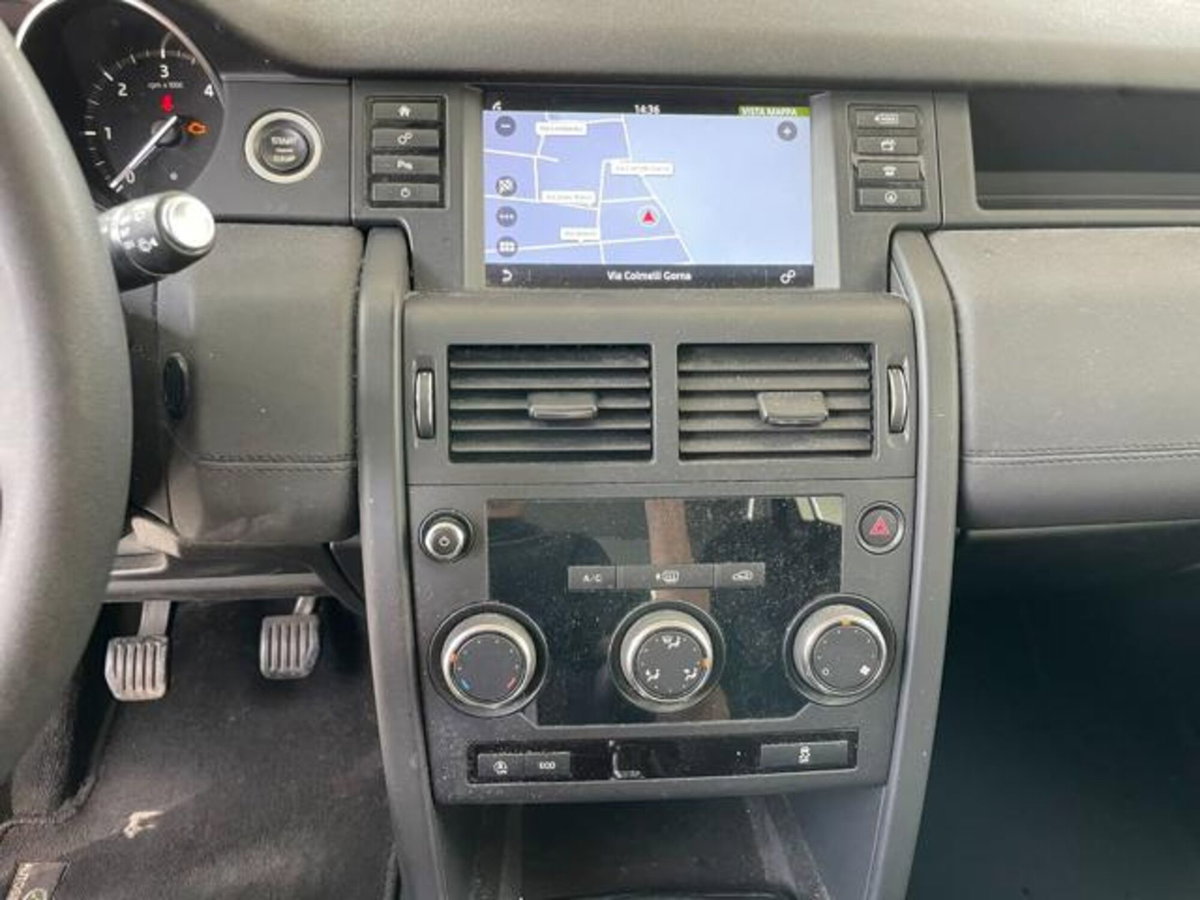 Land Rover Discovery Sport 2.0 eD4 150 CV 2WD Pure (15)