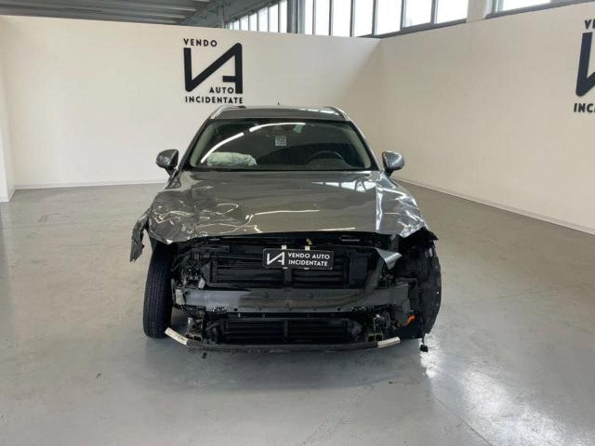 Volvo V60 B4 (d) Geartronic Momentum Business Pro (2)