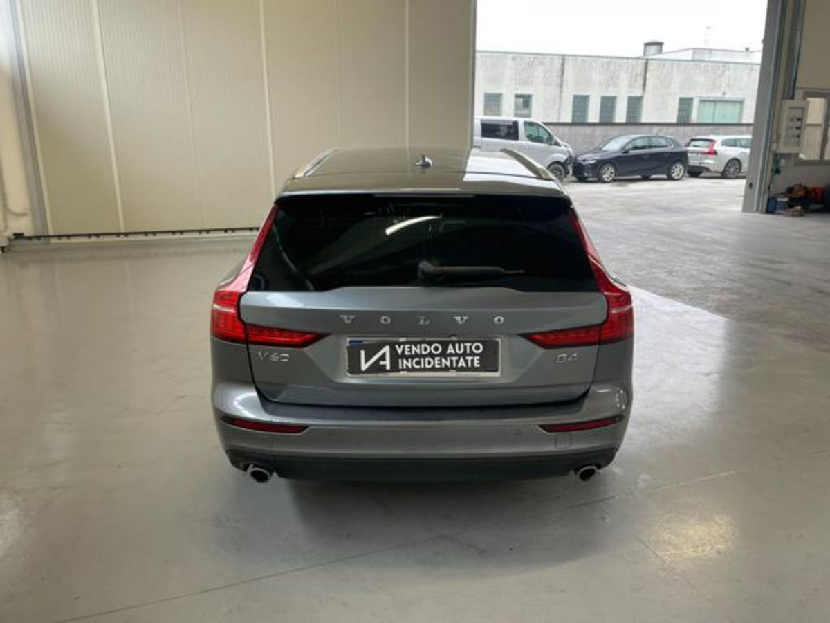 Volvo V60 B4 (d) Geartronic Momentum Business Pro (6)