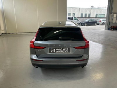 Volvo V60 B4 Geartronic Momentum Business Pro (6)