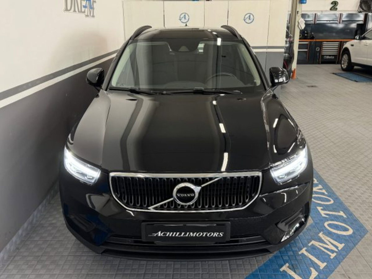 Volvo XC40 T4 Geartronic Business (17)