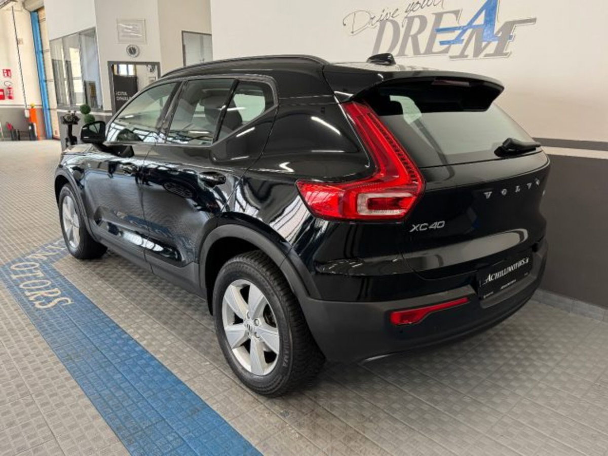 Volvo XC40 T4 Geartronic Business (18)