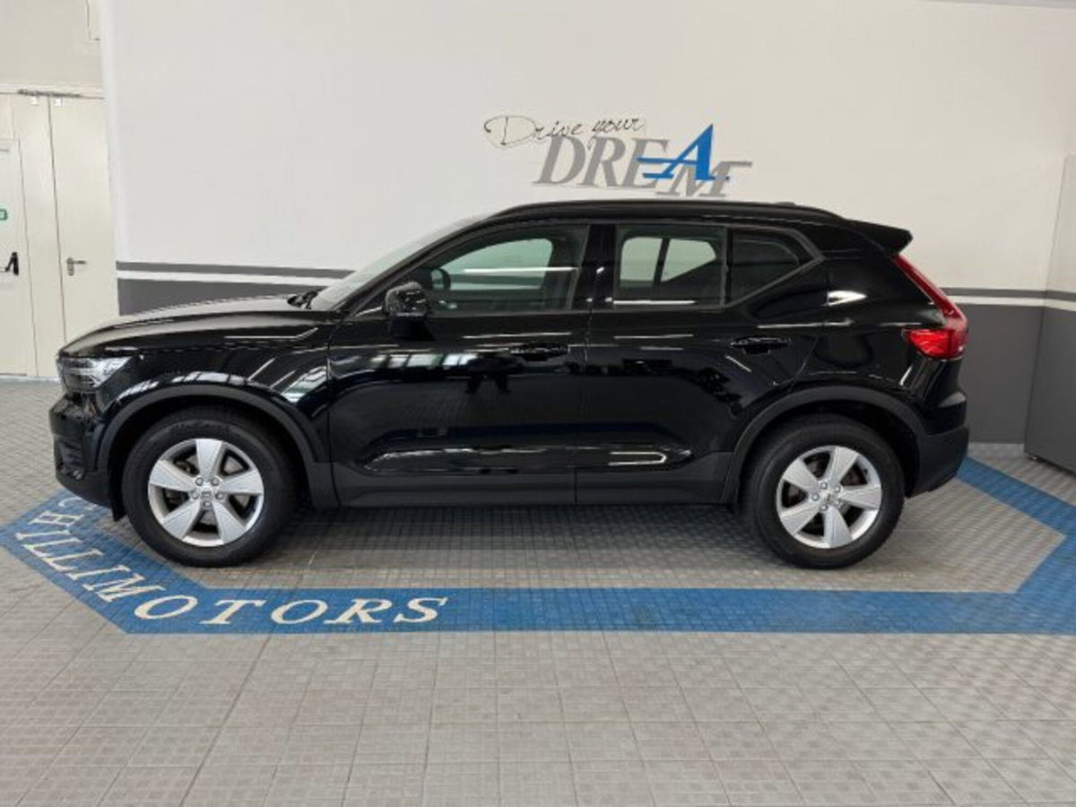 Volvo XC40 T4 Geartronic Business (7)