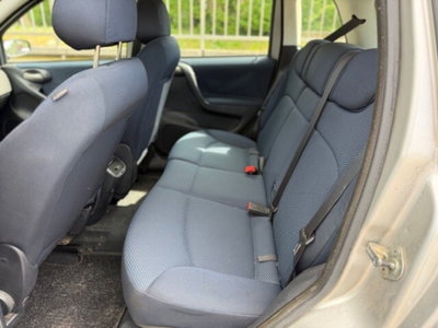 Fiat Stilo 1.6i 16V 5 porte Active (11)