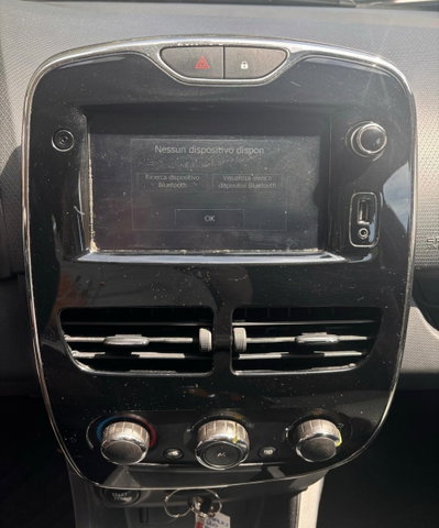 Renault Clio 1.5 dCi 8V 75CV 5 porte Live (19)