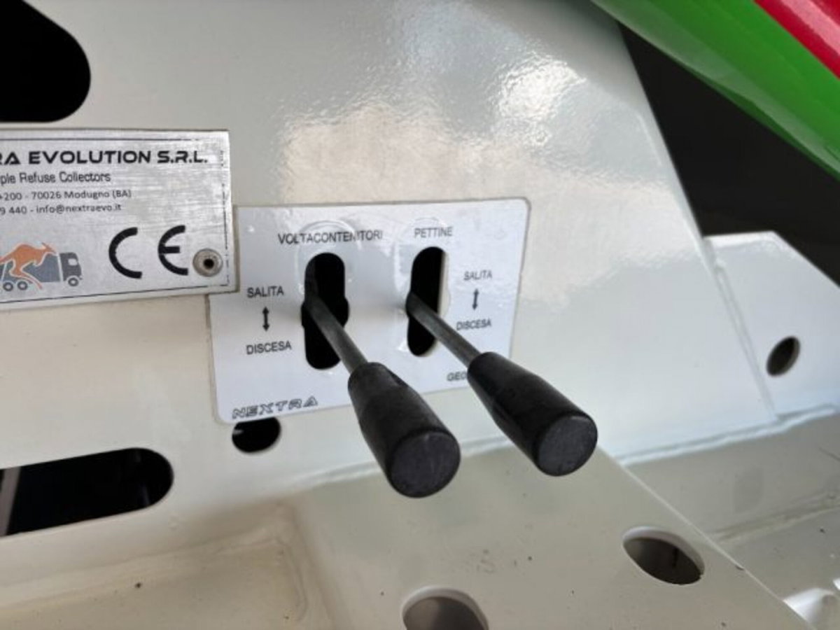 Piaggio Porter NP6 LPG long range 2650 pianale ribaltabile Hd Pro (10)