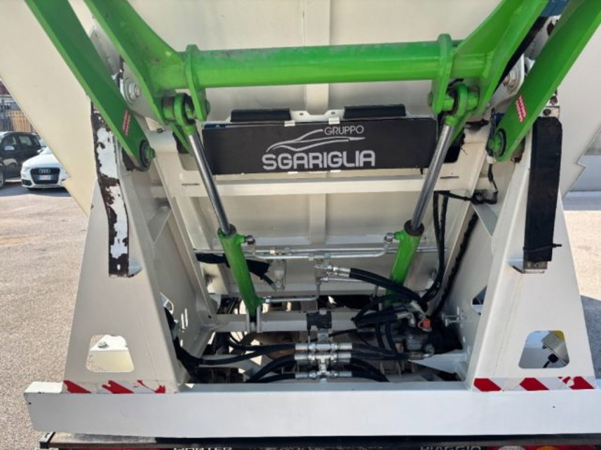 Piaggio Porter NP6 LPG long range 2650 pianale ribaltabile Hd Pro (13)