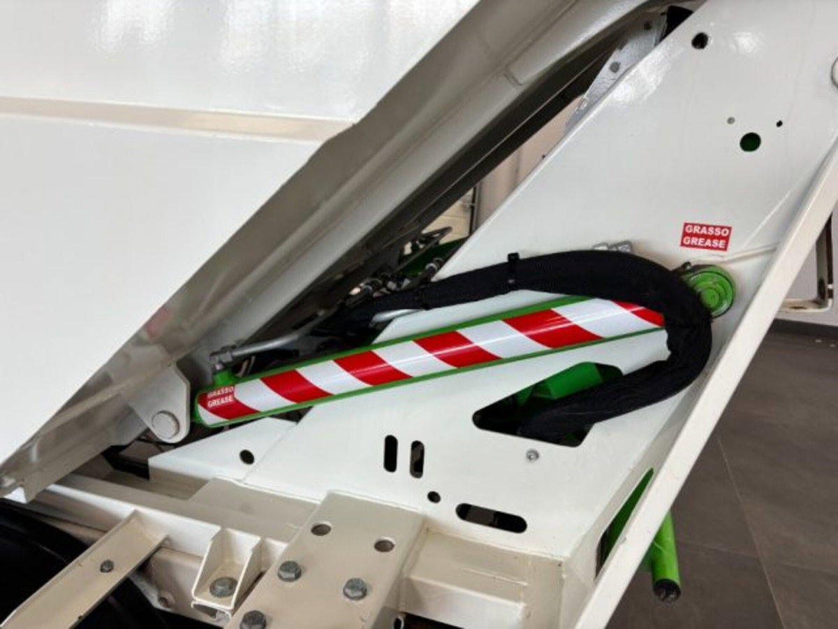 Piaggio Porter NP6 LPG long range 2650 pianale ribaltabile Hd Pro (18)