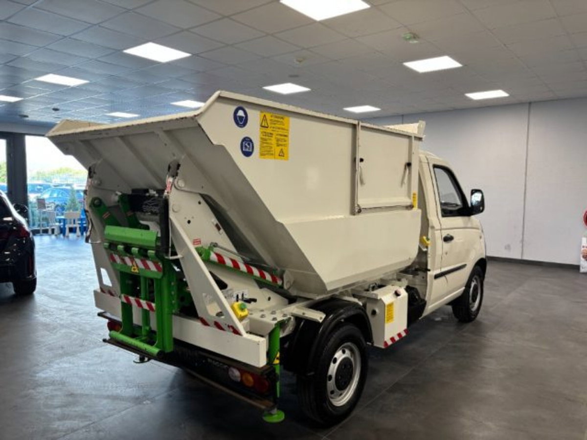 Piaggio Porter NP6 LPG long range 2650 pianale ribaltabile Hd Pro (4)