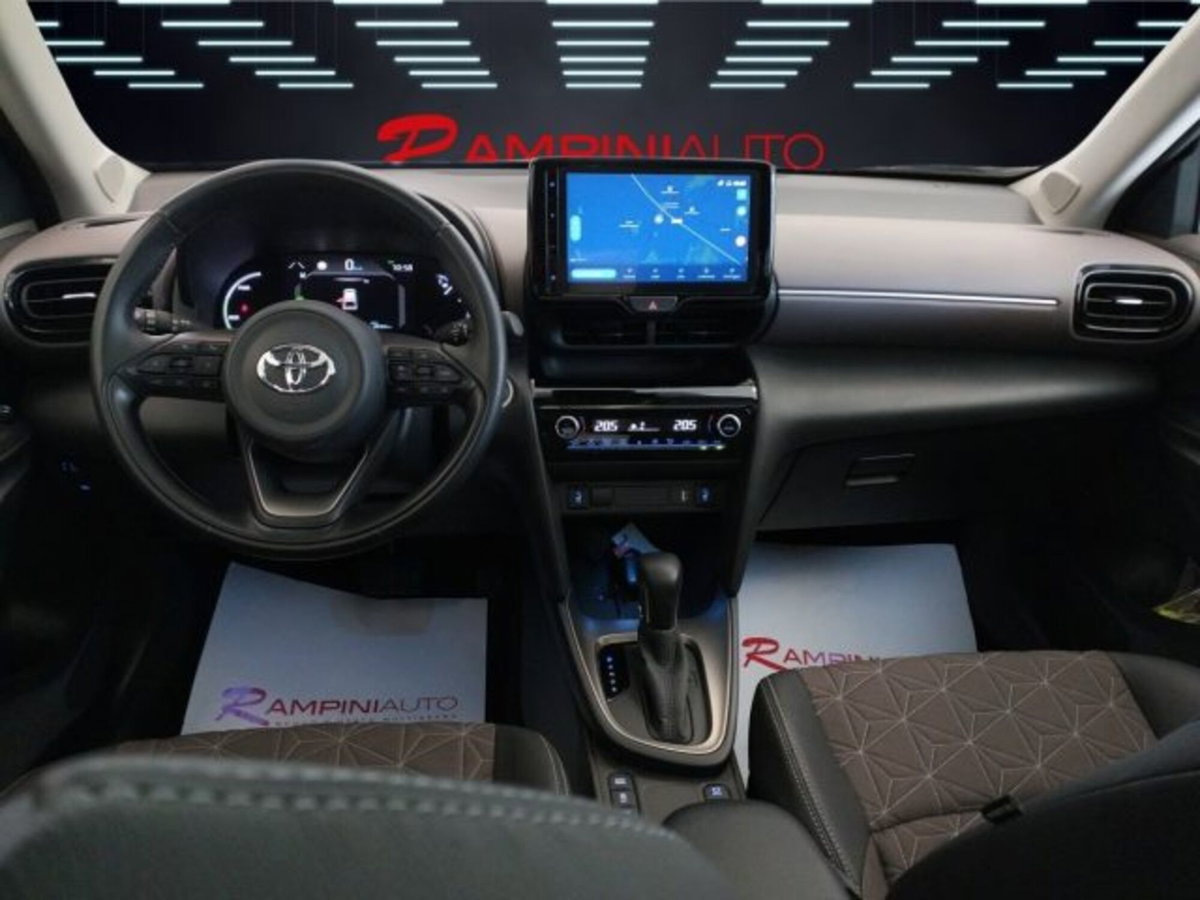 Toyota Yaris Cross 1.5 Hybrid 5p. E-CVT Lounge (12)