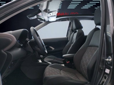 Toyota Yaris Cross 1.5 Hybrid 5p. E-CVT Lounge (14)