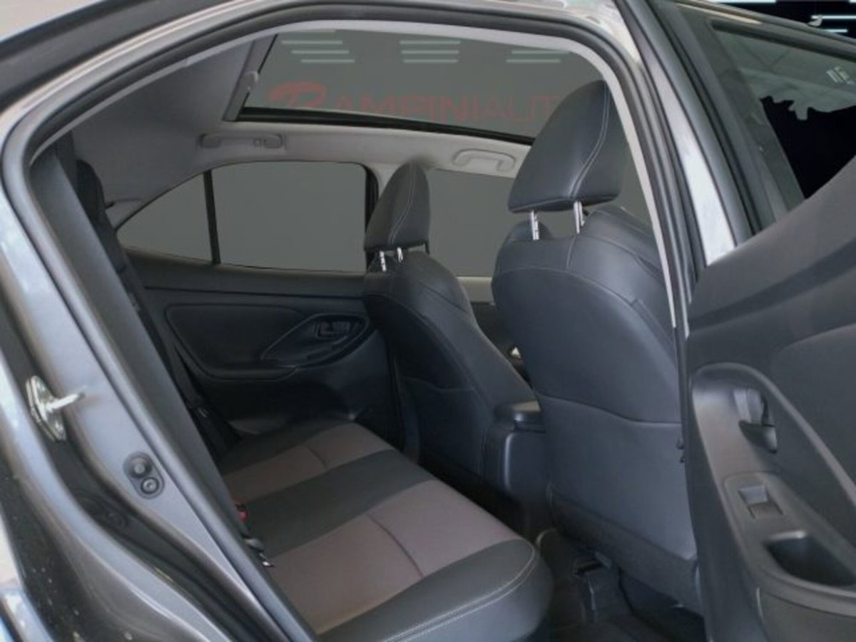 Toyota Yaris Cross 1.5 Hybrid 5p. E-CVT Lounge (17)