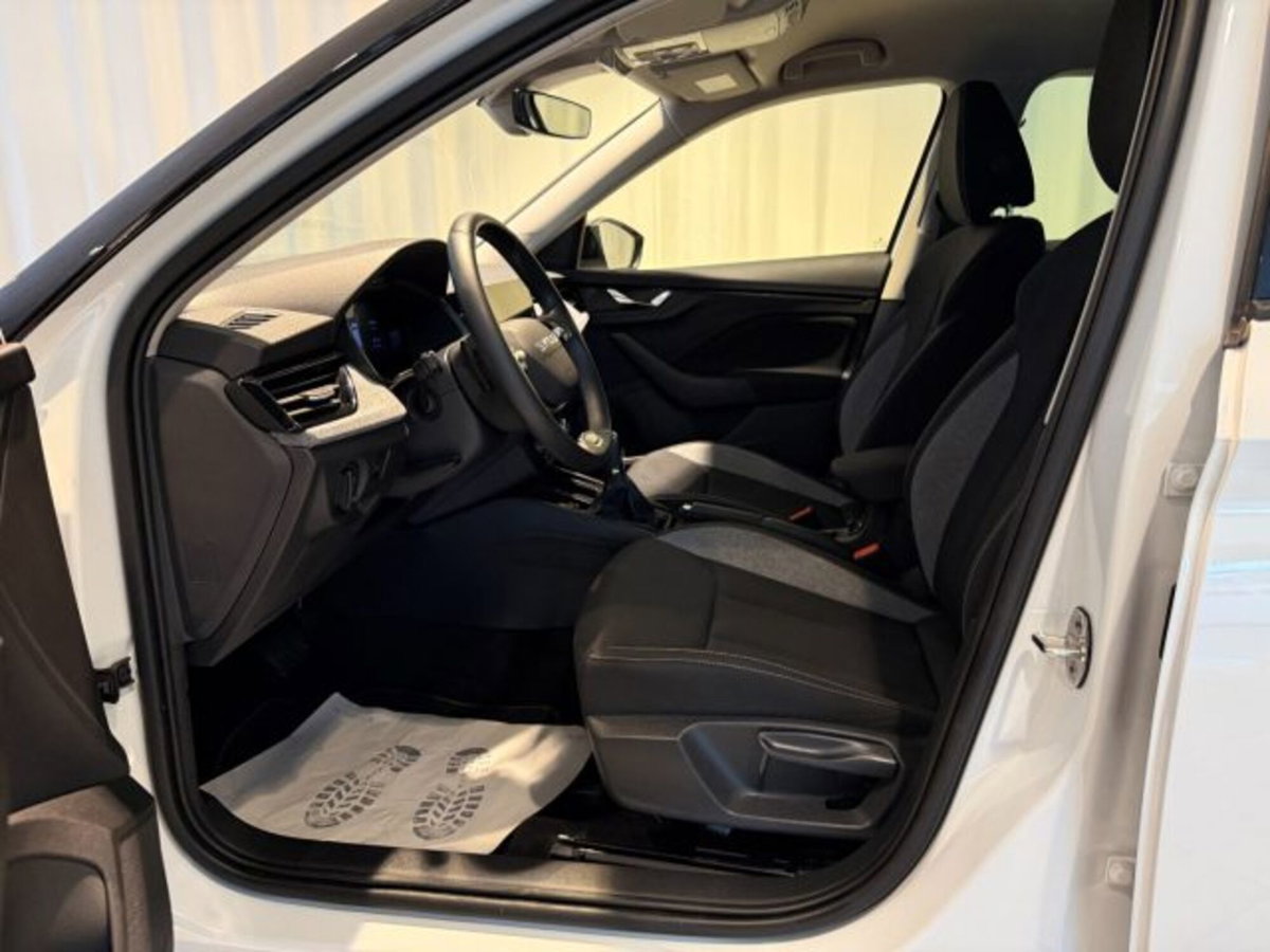 Skoda Kamiq 1.5 tsi 130 Edition 150cv dsg (4)