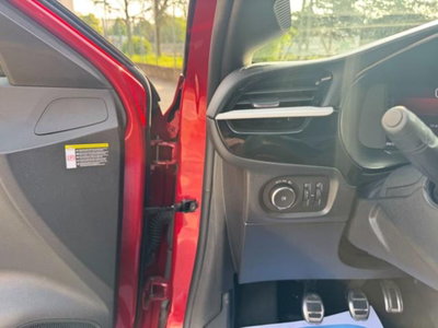 Opel Corsa 1.2 100 CV GS Line (9)