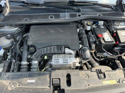 Opel Corsa 1.2 100 CV Edition (8)
