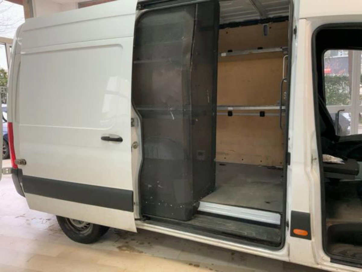 Mercedes-Benz Sprinter F39/33 311 CDI FWD TA Furgone (13)