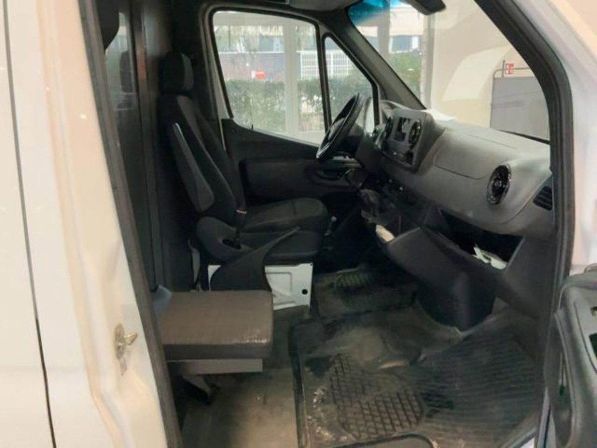Mercedes-Benz Sprinter F39/33 311 CDI FWD TA Furgone (19)