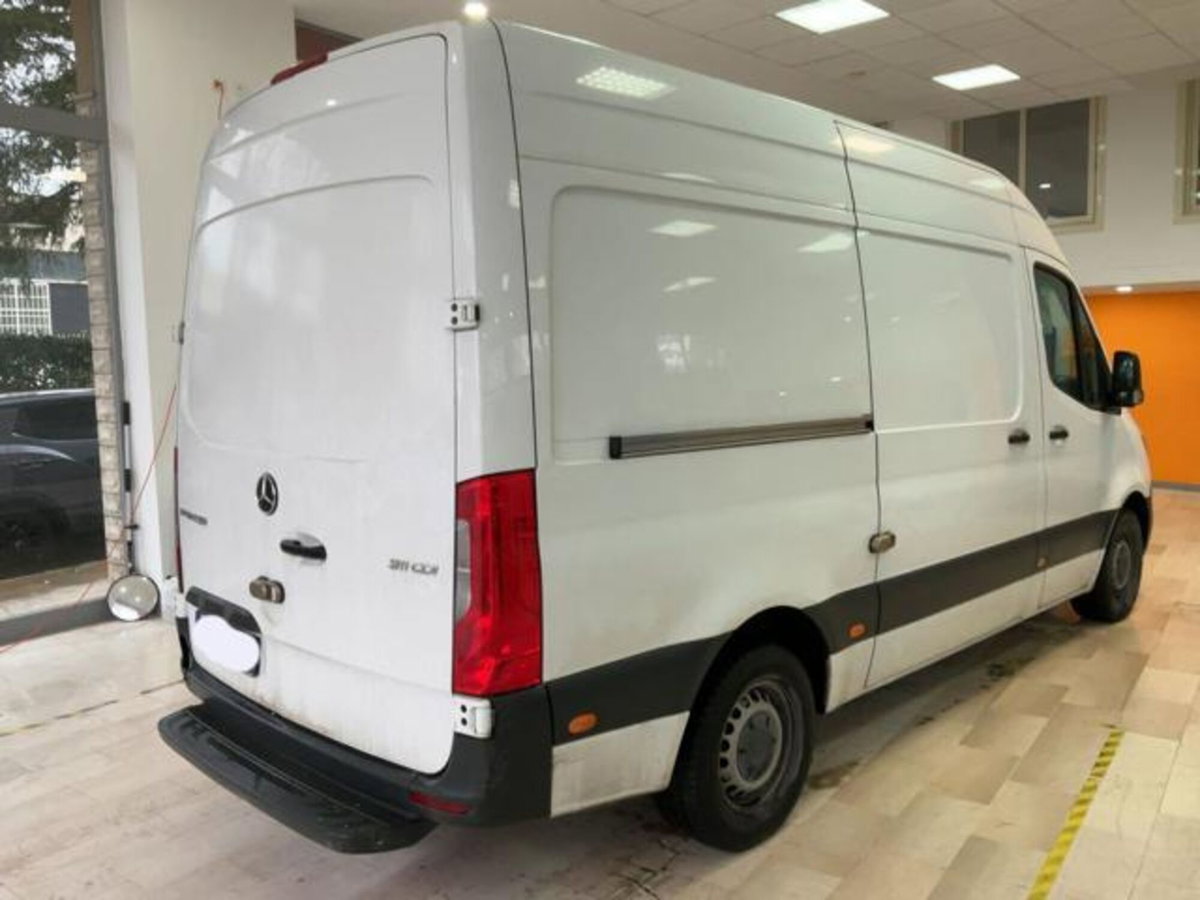 Mercedes-Benz Sprinter F39/33 311 CDI FWD TA Furgone (9)