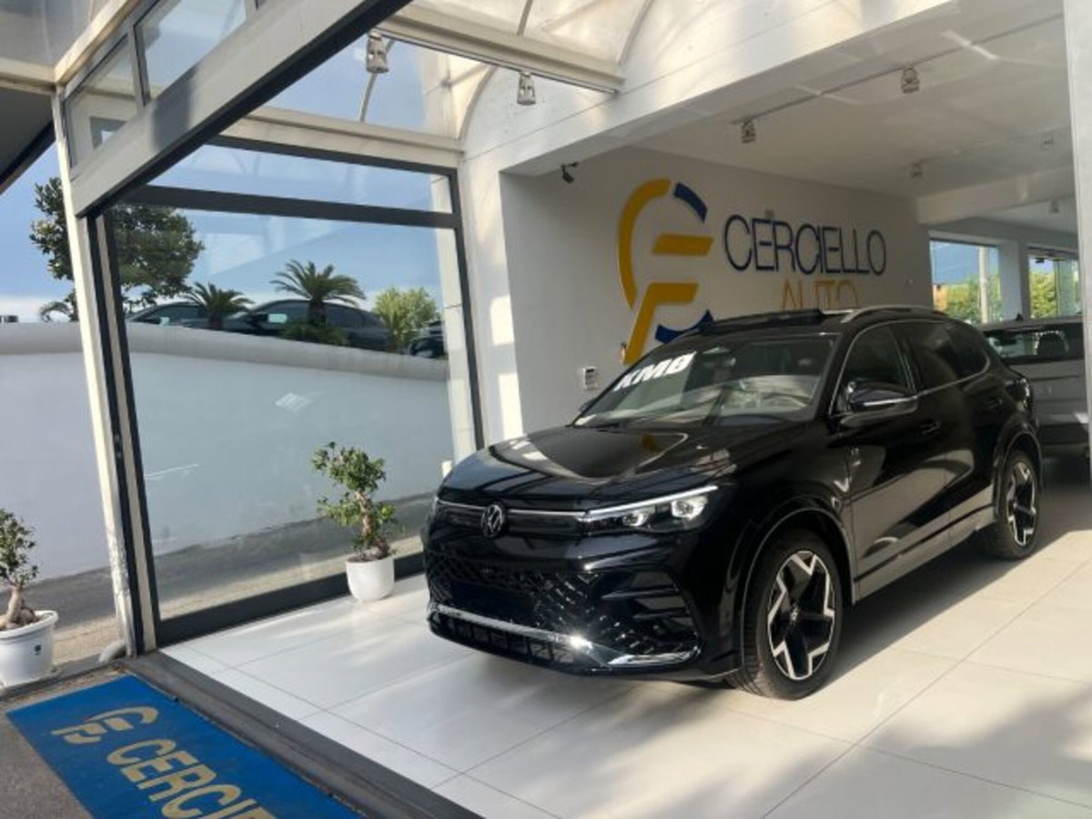 Volkswagen Tiguan Allspace 2.0 tdi R-Line 150cv dsg