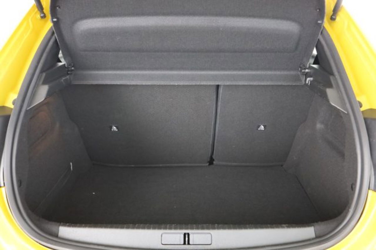 Peugeot 208 PureTech 100 Stop&Start EAT8 5 porte Allure Pack (6)