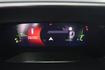 Peugeot 2008 PureTech 130 S&S EAT8 GT Line (7)